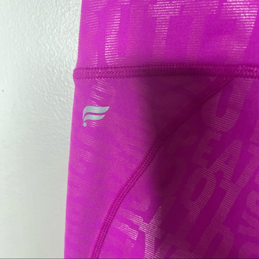 FABLETICS Kick Butt Fiesta Define High-Waisted 7/8 Barbiecore Legging - Picture 11 of 15